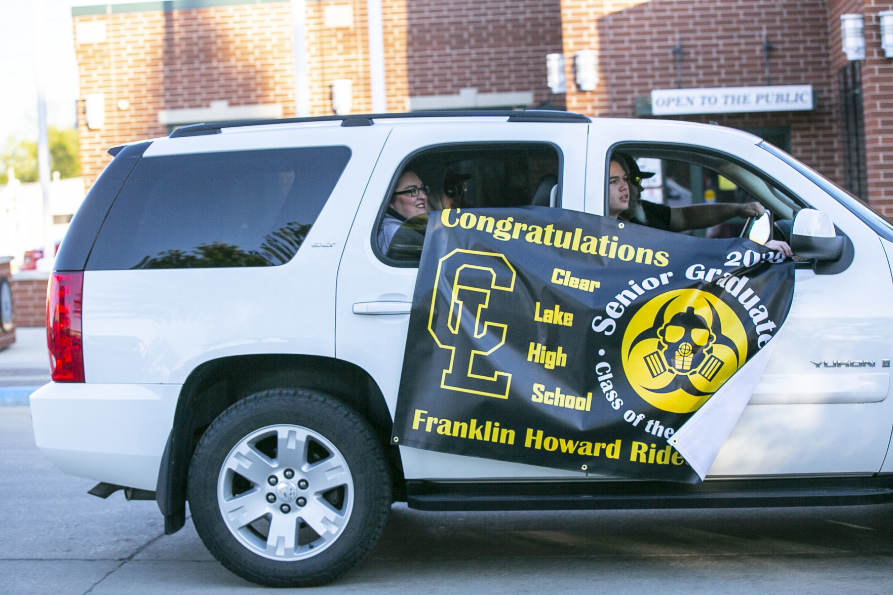 Senior Parade 5